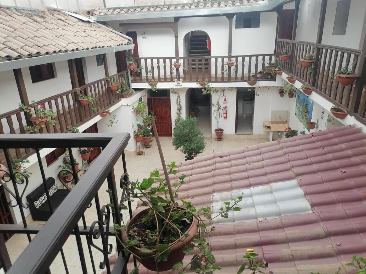 Tupac Cusco Hotel Bagian luar foto