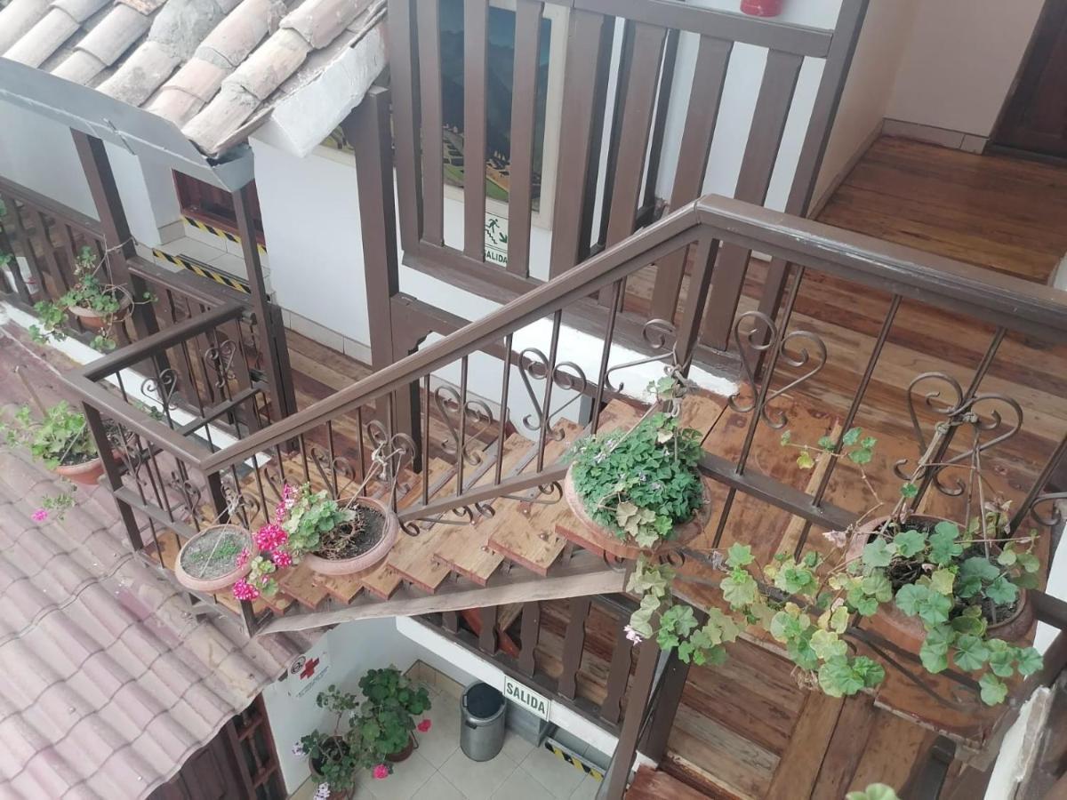 Tupac Cusco Hotel Bagian luar foto