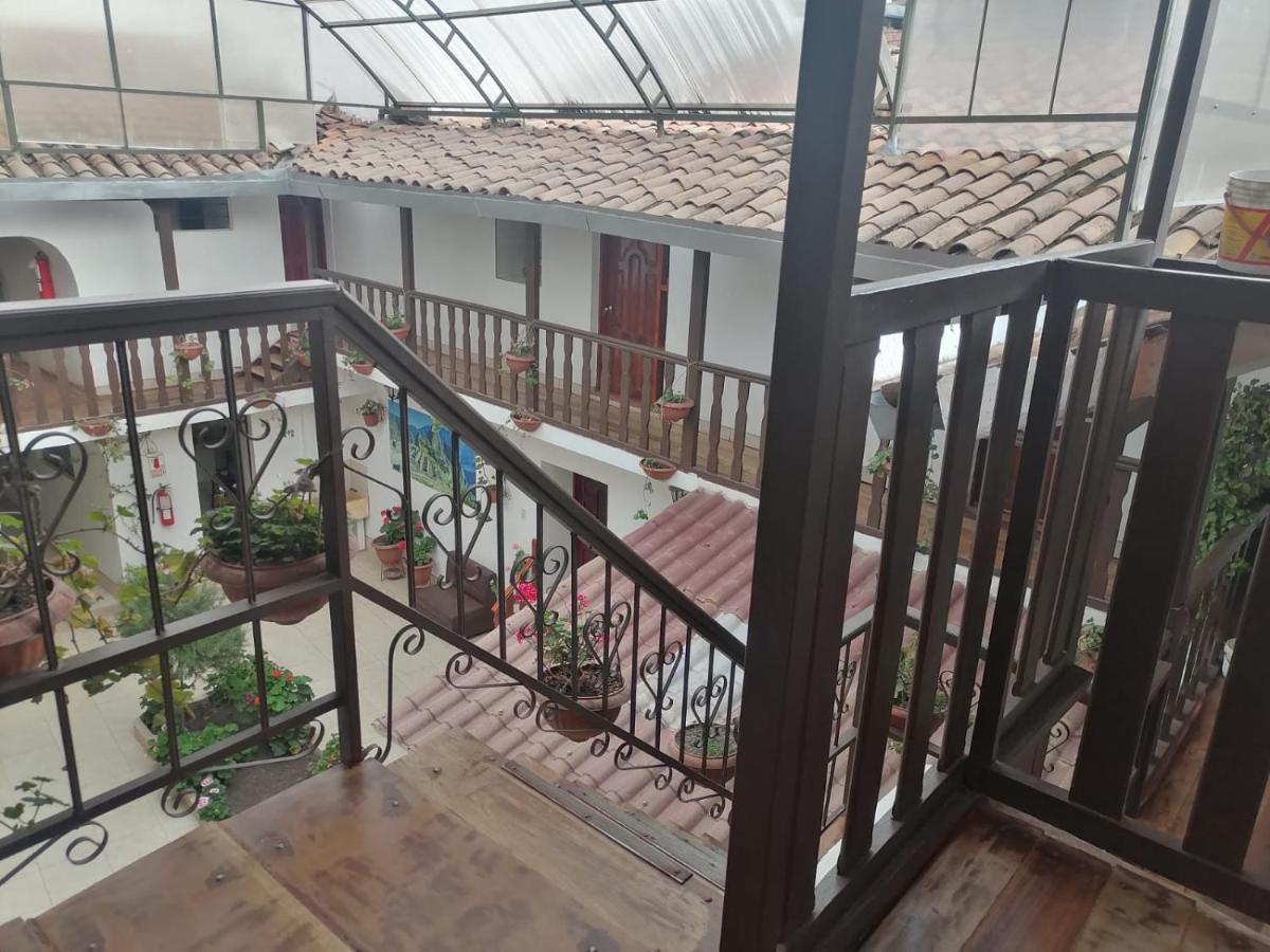 Tupac Cusco Hotel Bagian luar foto